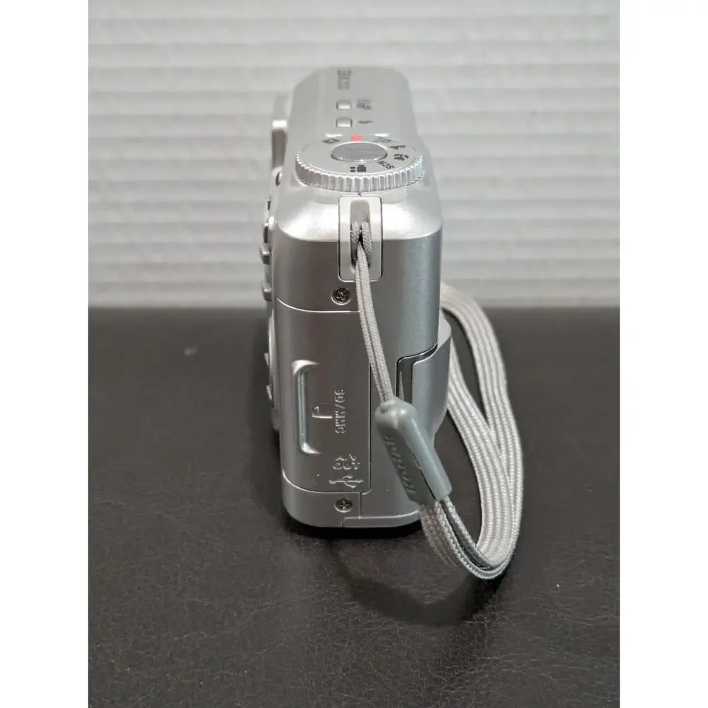 Kodak C533 Digital Camera 5.0 MP with EasyShare Series 3 Digital Photo‎ Printer